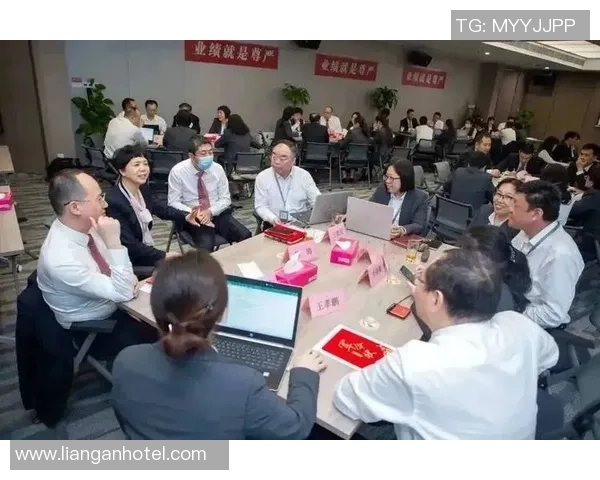 重庆篮球队与武汉篮球队赛后复盘团队协作的成功与不足分析